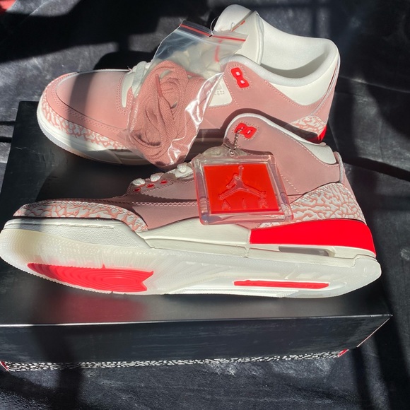 COPY - Jordan 3 retro Rust pink